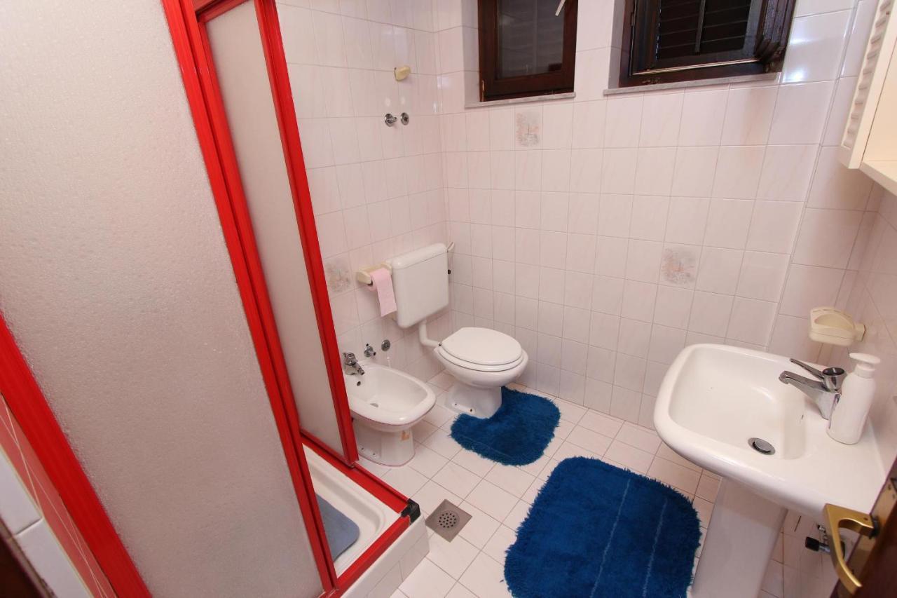 Apartments Natali Ровінь Екстер'єр фото